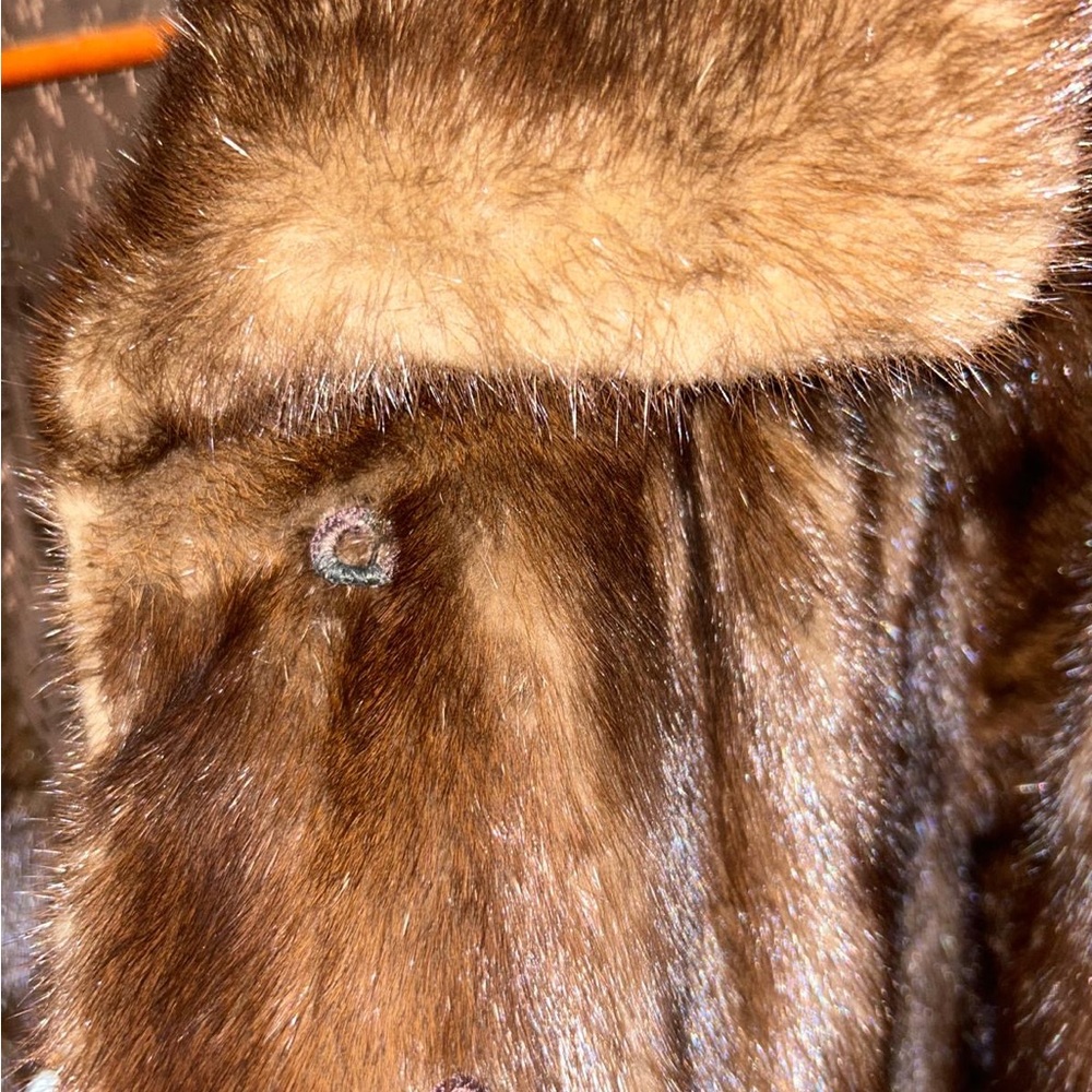 Elegant Real Mink Fur Coat - Picture 3 of 7